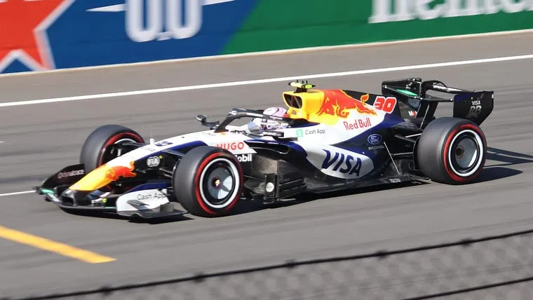 Liam Lawson’s Racing Bulls car in qualifying for the 2026 Chinese Grand Prix